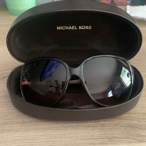 💖Brown Michael Kors Sunglasses💖